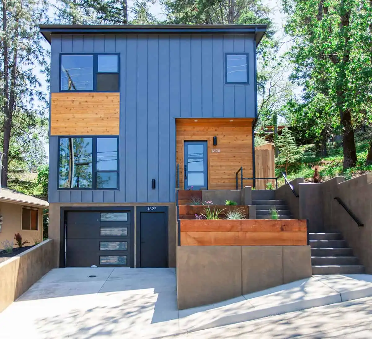 Oregon Street - Modern Luxury Home with ADU